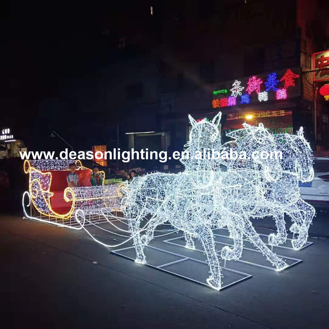 christmas horse lighted carriage