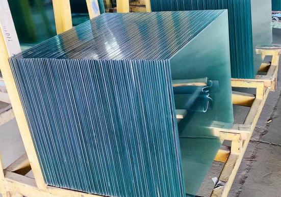 3mm-15mm Clear Float Glass Low-E Tempered Safety Laminated Glass for Doors
