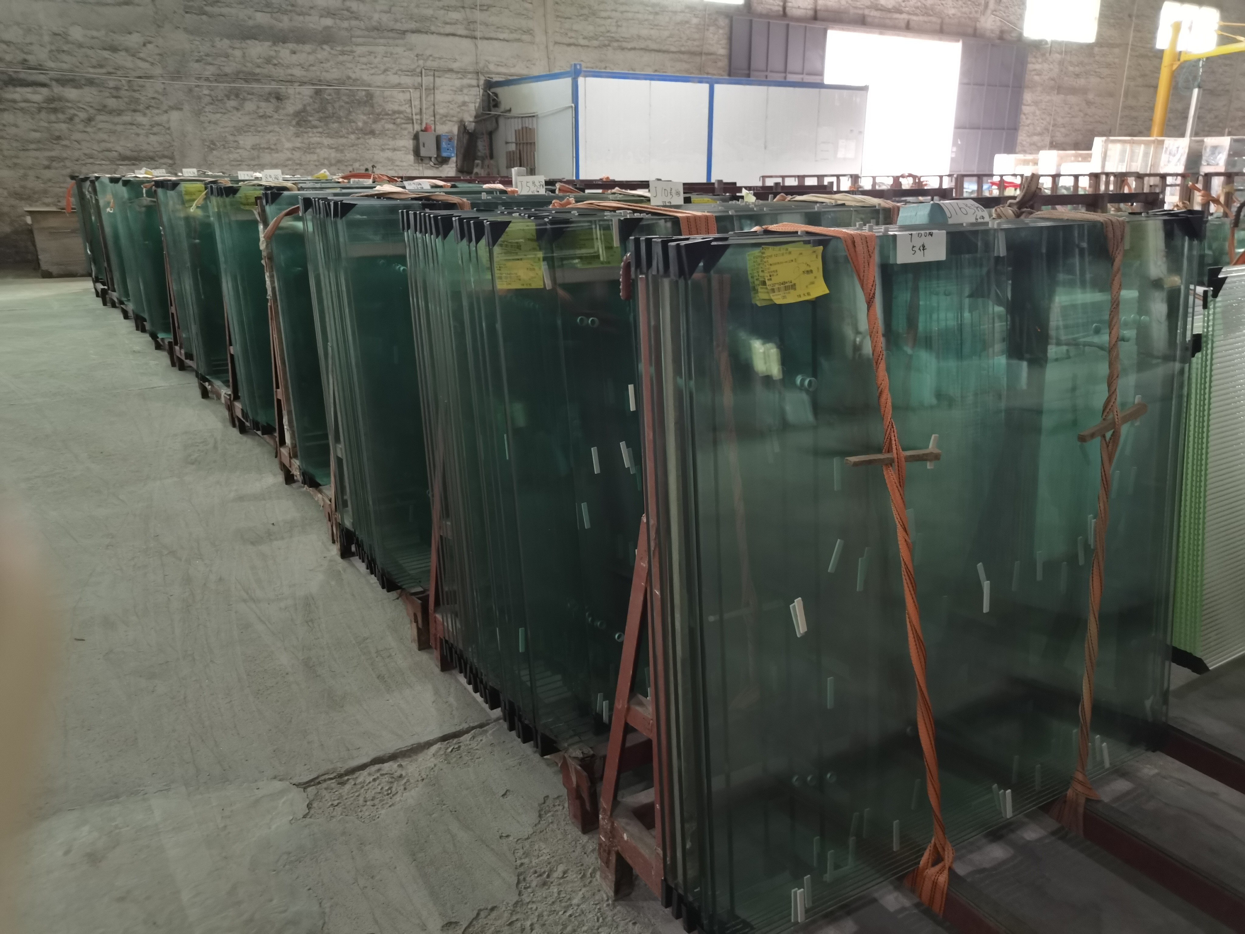 4-25mm Thickness Tempered Laminated Glass For Railing Balustrade & Stair Balcony