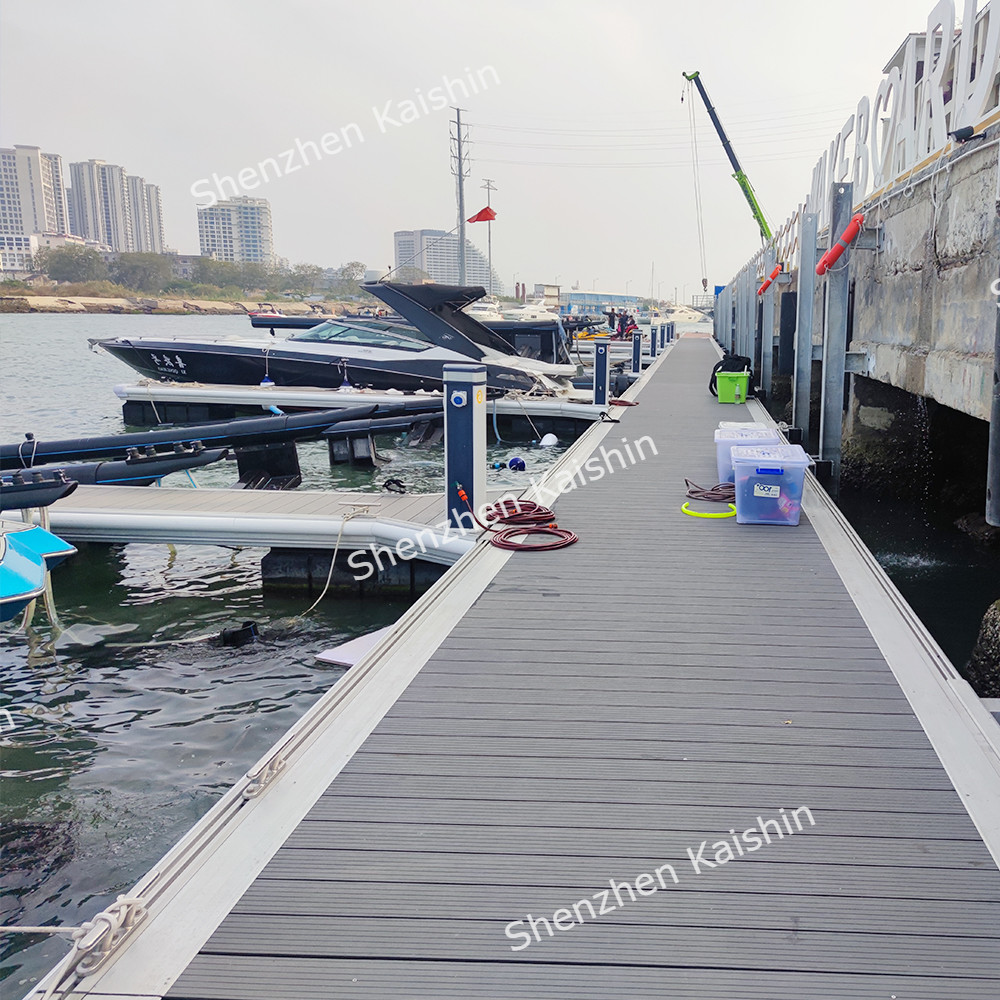 Customized Marine Finger Pontoon Marine Floating Dock Floating Dock Boat Berth Floating Dock Marine Boat Yacht