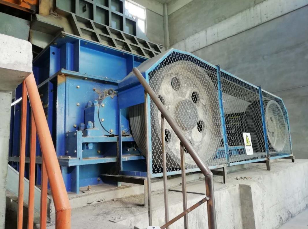 Less Than 800mm Feed Size Steel Double Roller Crusher 1000*2000mm