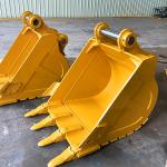 Q355B MN400 Hardox500 Excavator Bucket 0.8 1 Cbm For CAT320 ZX200 DX200 SY205C