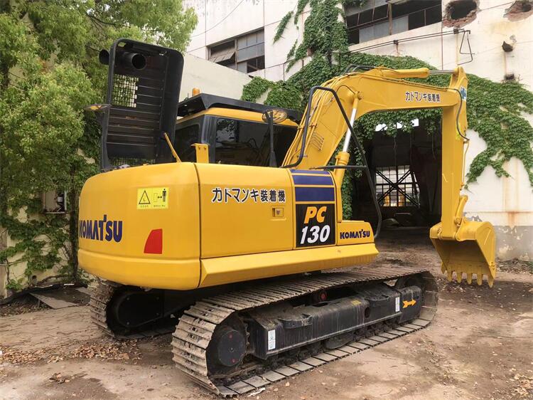 Japan Used 13 Ton Mini Excavator Komatsu PC130-7 Medium Digger with 280 Working Hours