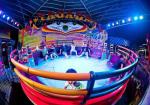 1.9M/S Running Speed Outdoor Swing Chair Ride 5.5M Height With Colored Lights