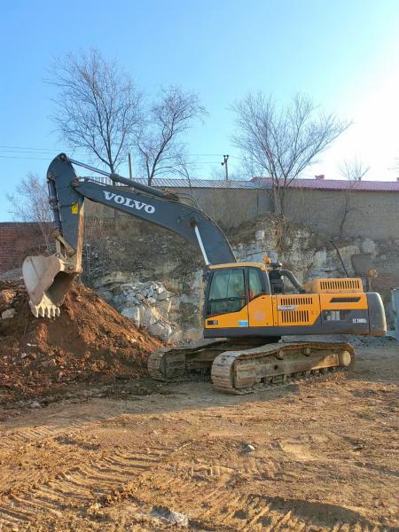 Sweden Used VolvoEC380 Excavators Hydraulic Crawler Backhoe 38Ton Mining