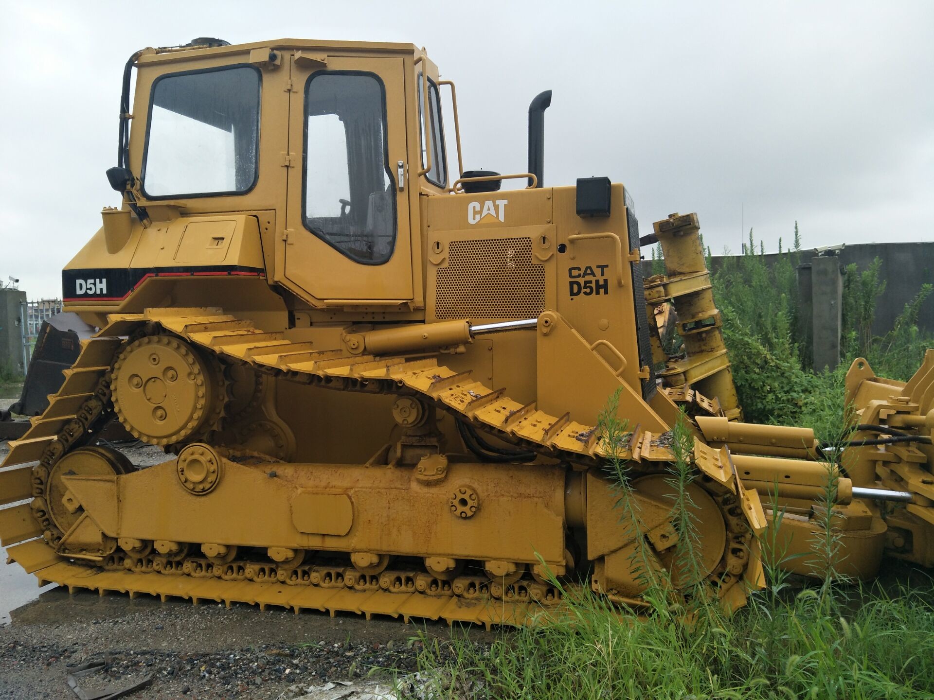 CAT D5H D6H D7H Used Japan Made Crawler Bulldozer For Sale