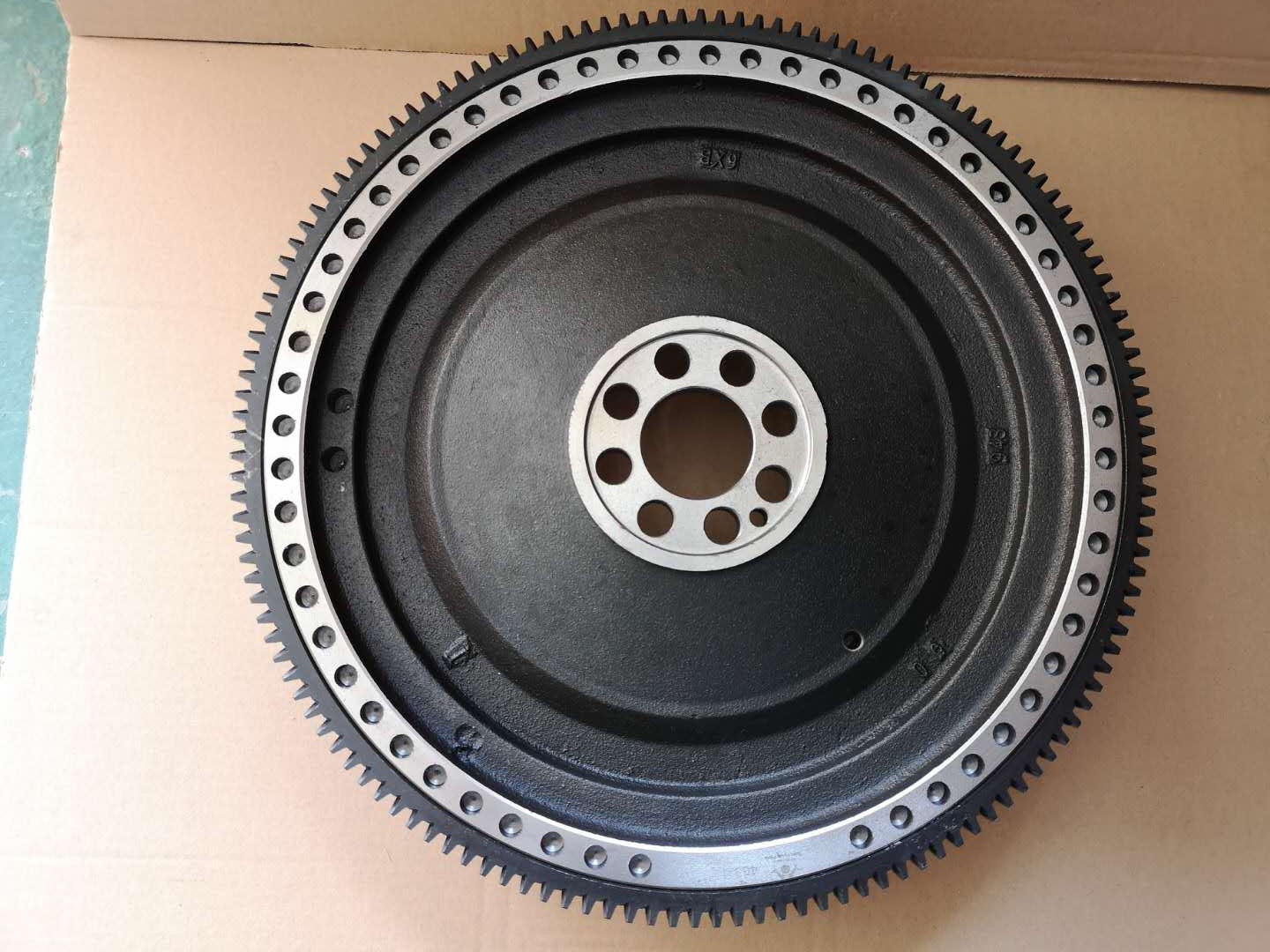ISUZU 56 Sensor Holes 380 MM Flywheel 8976024632 For FVR 6HK1 28 KG Metal Color