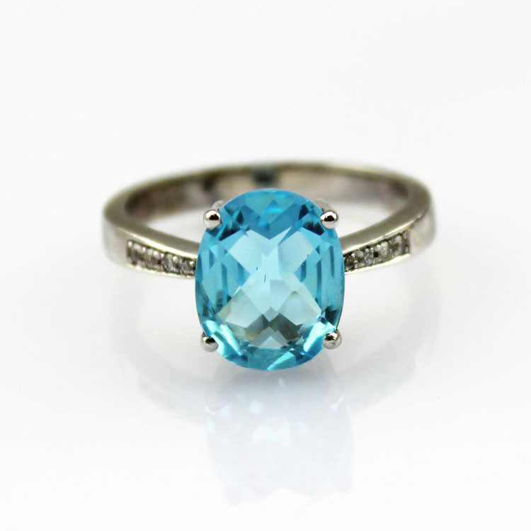 Sterling Silver Oval Blue Topaz Cubic Zirconia Ring Jewelry (F06)
