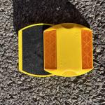 Refletive Yellow Plastic Cat Eye Reflective Road Studs On The Road