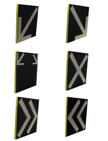 Custom Electronic Display Board , Road Traffic Signs Indicating Vehicle Traffic