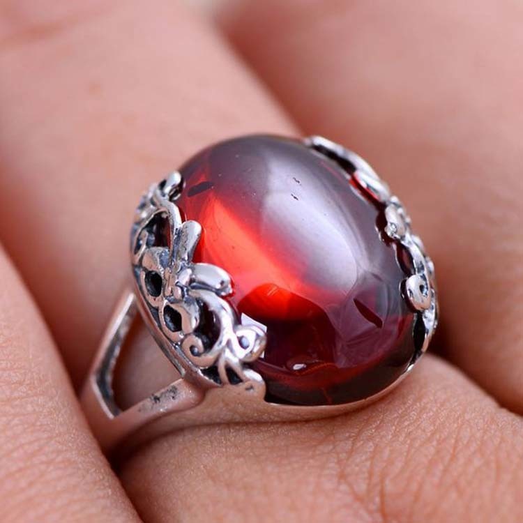 Thai Sterling Silver Ring with Red Cubic Zirconia Vintage Style Women Ring (XH051015W)