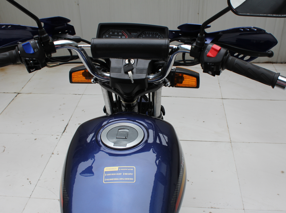 8.5Kw Adult Single Cylinder Motorcycle Automatic Street Bike 100cc-200cc
