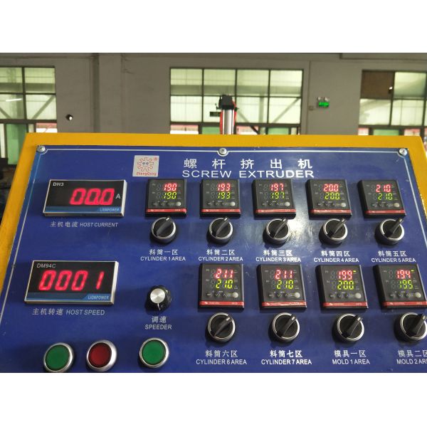 Lab Rubber Testing Machine Twin Screw Rubber Extruding Machine For PVC PC PA