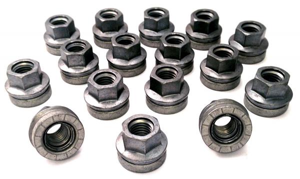 Quality Carbon Steel Chrome Lug Nuts 21 Millimeter , Stable Ford Oem Lug Nuts M14 X 2 for sale