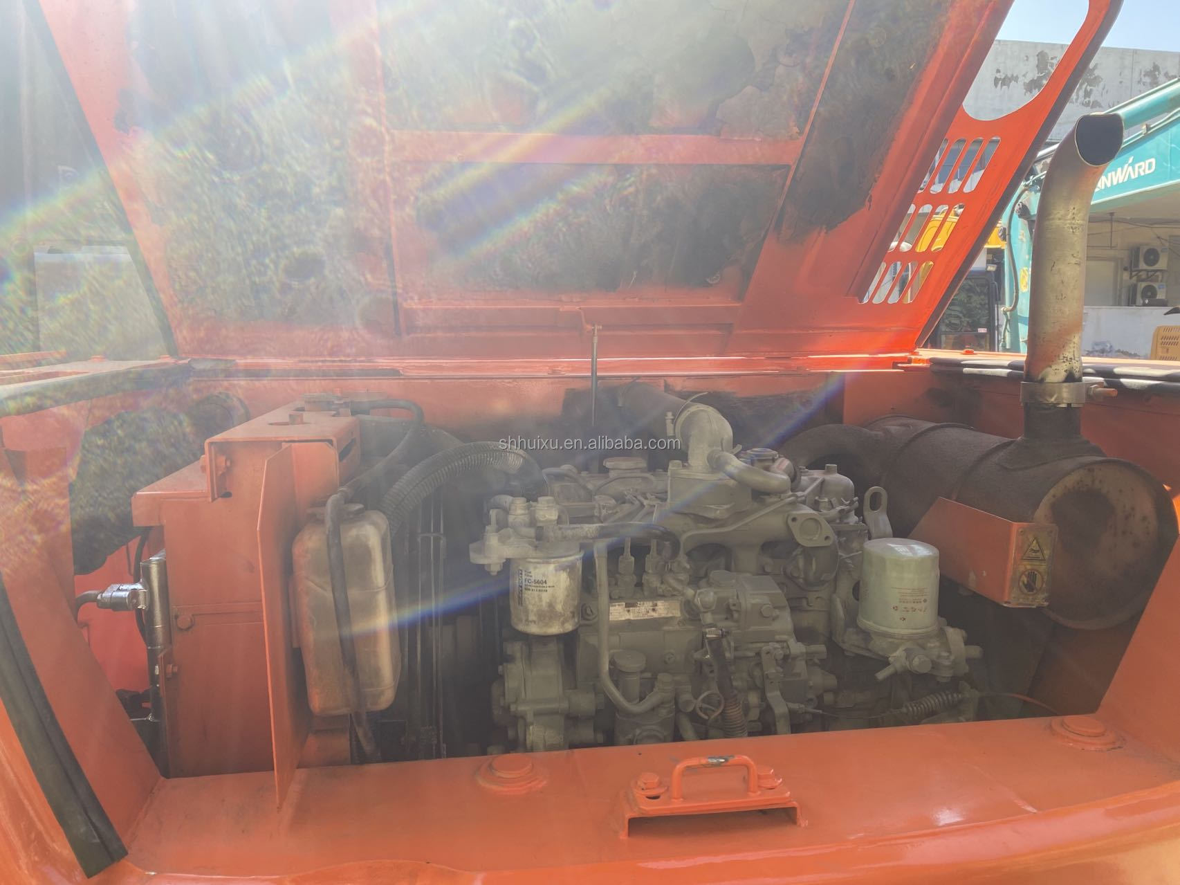 Buy used hitachi zx60 crawler excavator price 6 ton hydraulic zaxis 60 excavadora for sale zx60-5