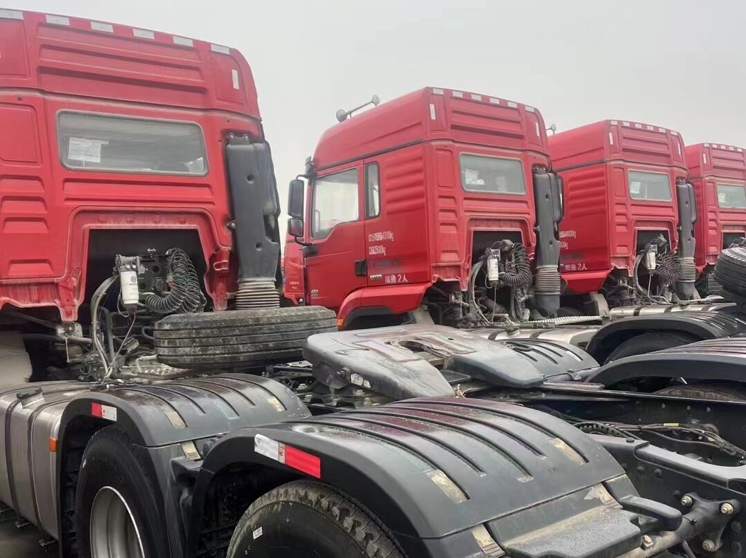Shacman Truck Tractor Head M3000 6*4 Weichai 430hp 2021 Year Single And Half Cab