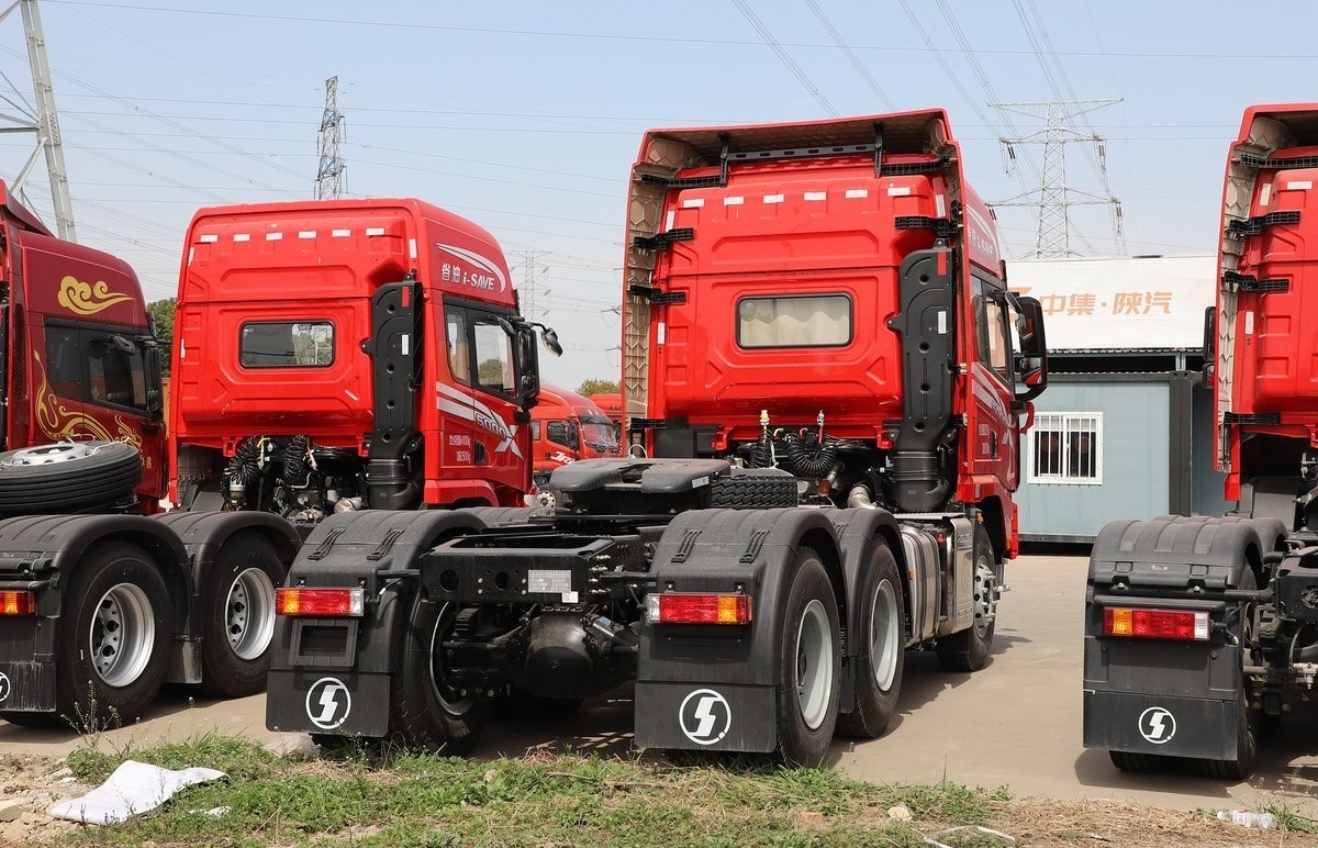 SHACMAN X5000 Tractor Truck 6*4 Trailer Truck 430HP Capacity Load 50T