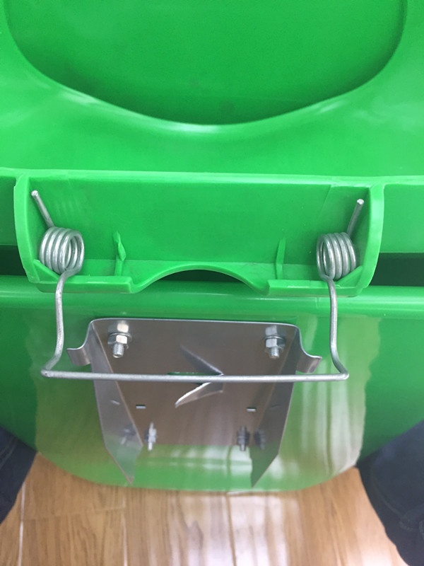 50L Green Small Double Bins Plastic Waste Bin Outdoor Standing Induction Type Eco-friendly Stocked Round