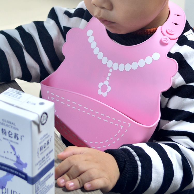Customized Baby Silicone Bibs Food Grade Waterproof Toddlers BPA Free Bibs
