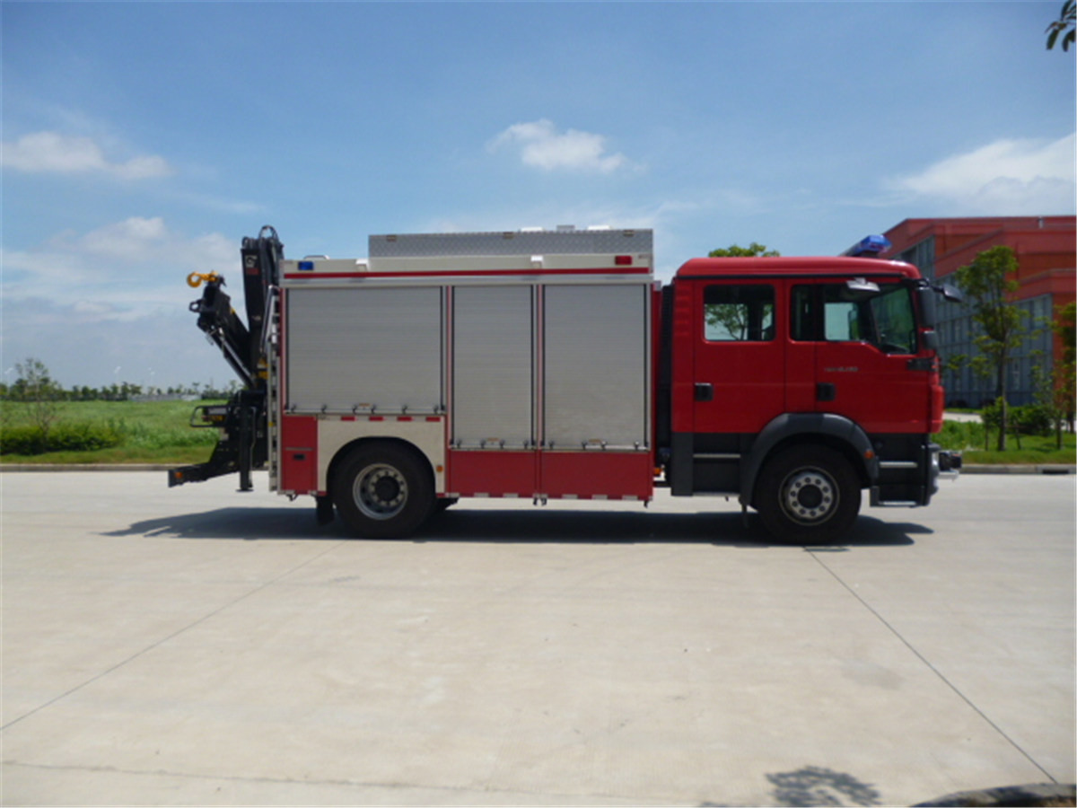 4x2 Drive Emergency Rescue Fire Vehicle with 8m Lift Lamp and Lift Crane