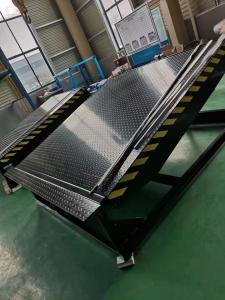 Wholesale Hydraulic Integrated Loading Dock Lifts Leveler Anti Skid Smart Safe Design from china suppliers