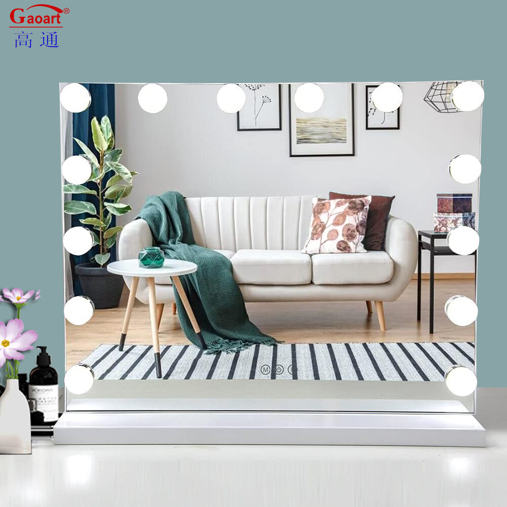 Take Your Makeup Game to the Next Level with Hollywood Mirror