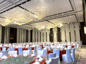 Wholesale Sturdy Reinforced Calcium Silicate Board Wall Panel Dividers from china suppliers