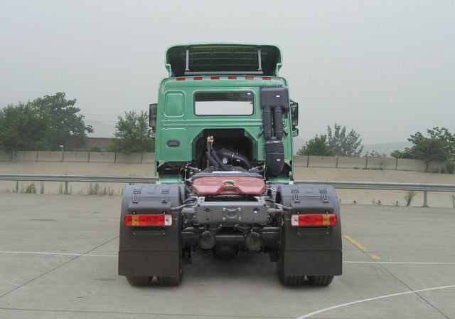 China Howo 371hp Tractor Truck / prime mover in volvo technique with warranty
