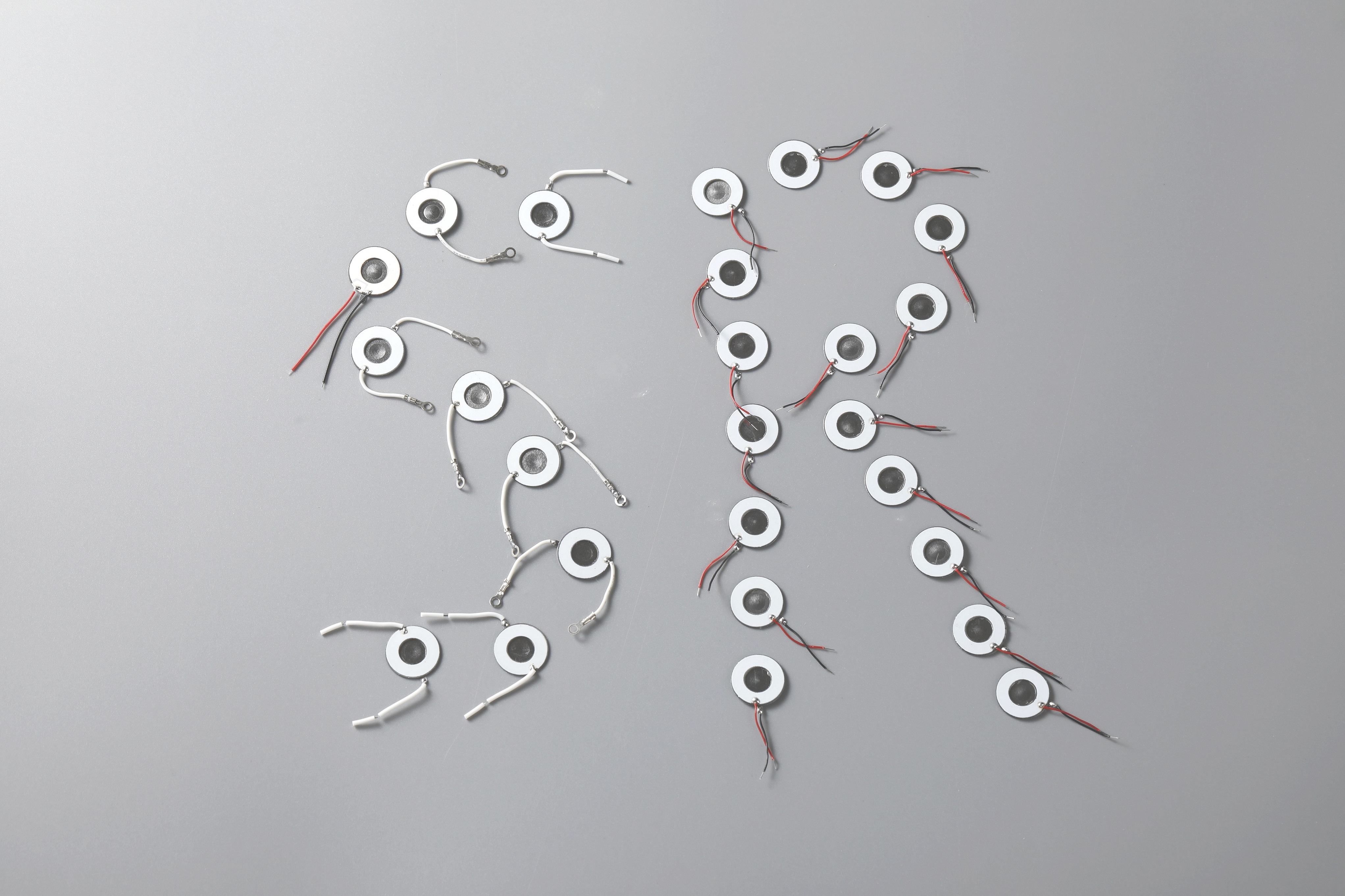 Microporous Mesh Piezoelectric Ceramic Disc for Medical Nebulizer
