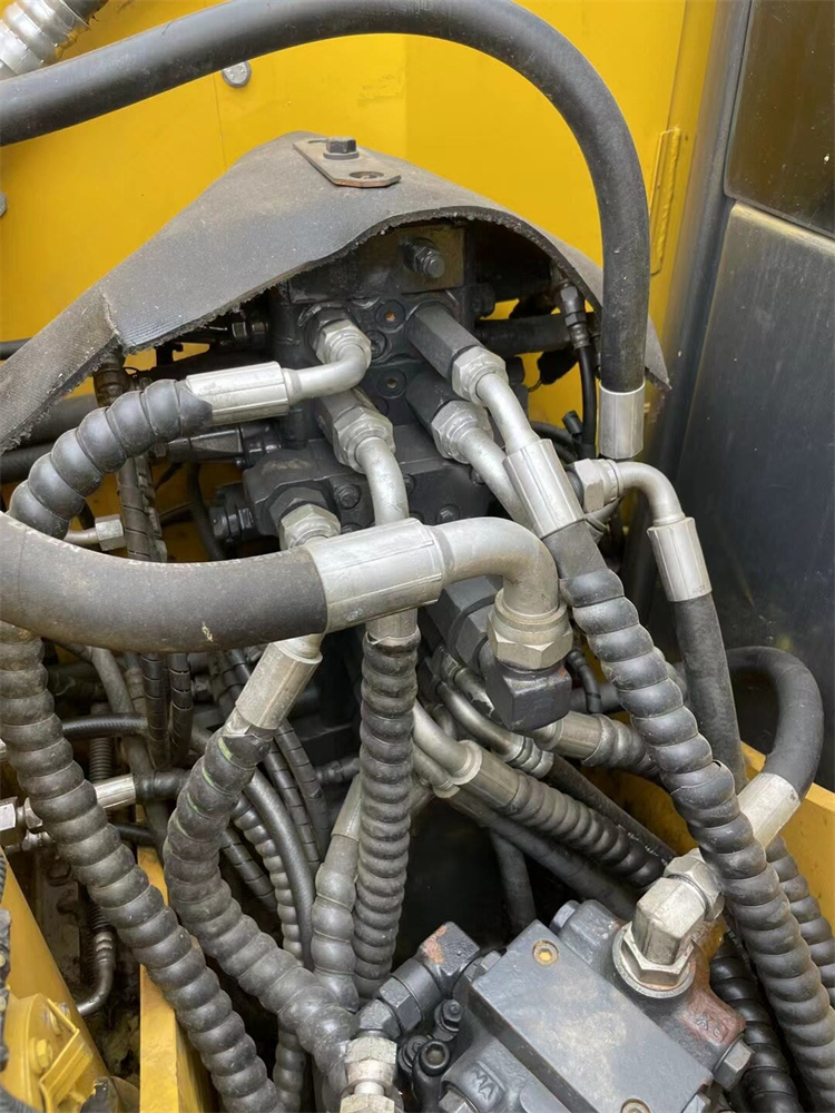 6500 KG Operating Weight Komatsu PC70-8 Excavator Japan Original 7 Ton for Good Health
