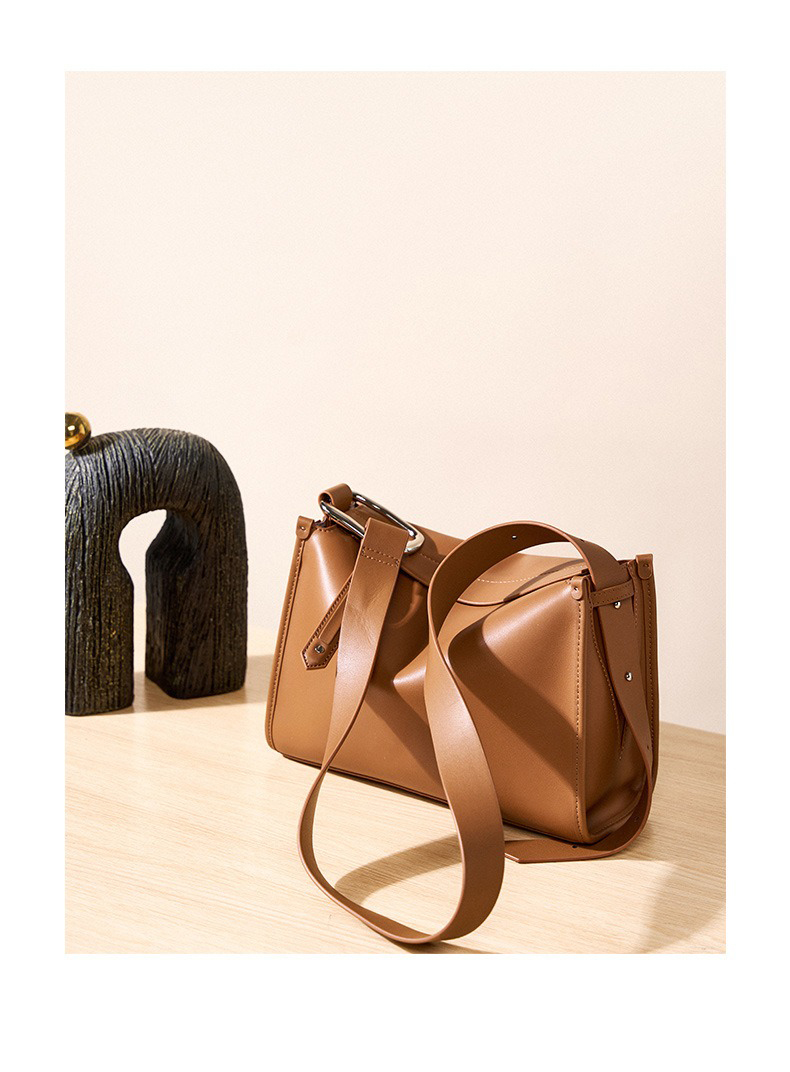 Low MOQ Mix Models Genuine Leather Crossbody Bag for Women Other Pattern Type Advantage