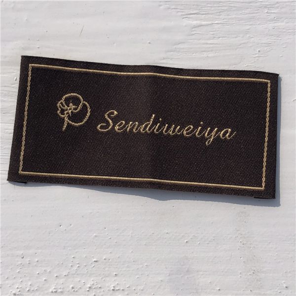 Luxury clothing label Custom sport clothing private label Bags Shirt Shoes Jeans clothing label stamp