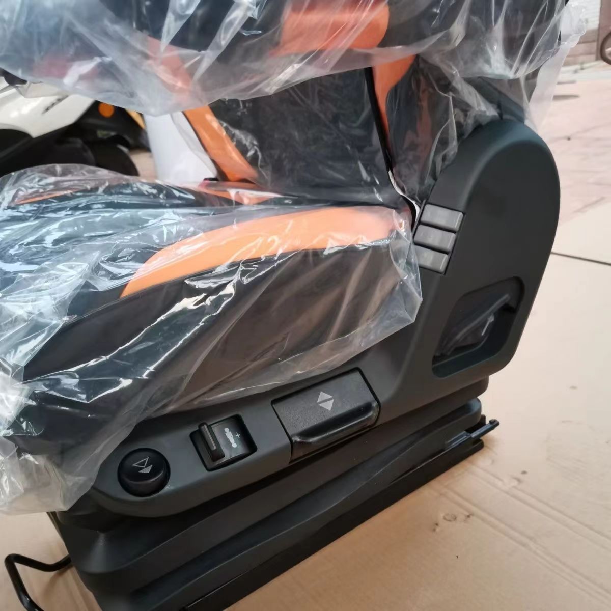 Replace/Repair Purpose Railway Car Seats for Agricultural and Construction Machinery