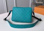 Black Square Taiga Leather Message Luxury Cross Body Bag Single Shoulder