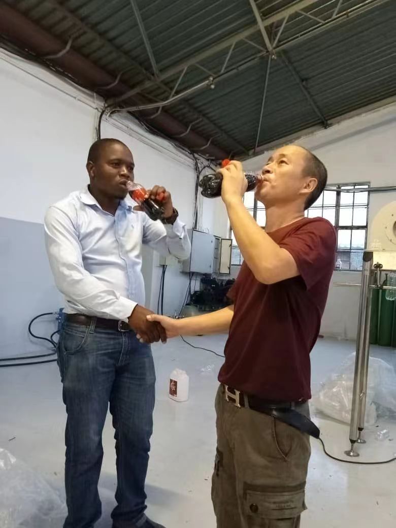 Automatic Bottle Blowing Machine PE Plastic Bottle Making Machine