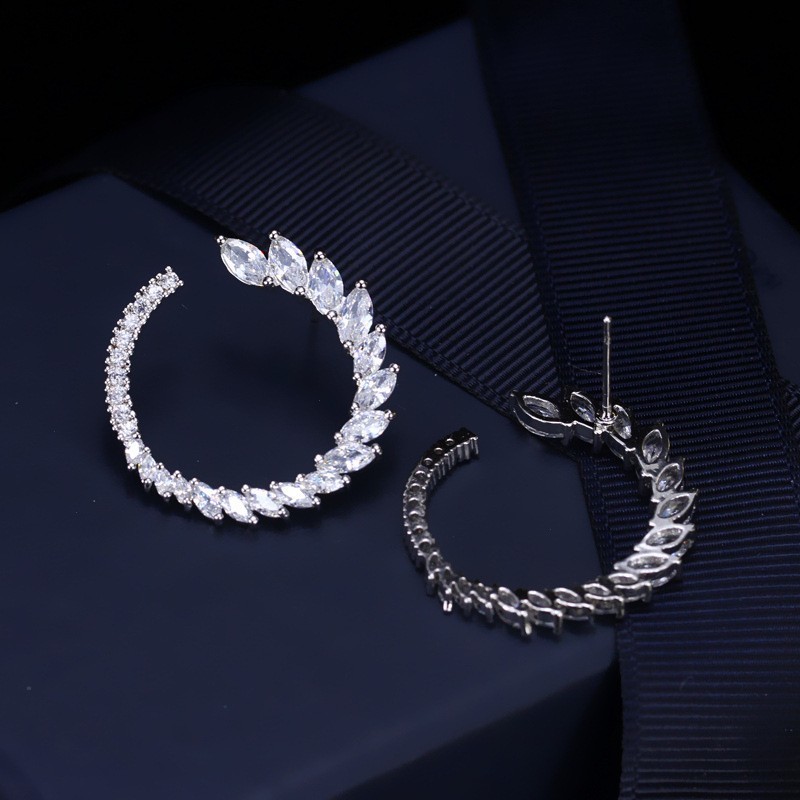 Full Rhinestone Earring Wheat Ear Hoop Earrings Female High-end Light Luxury Fashion Exquisite Earring Jewelry Gift