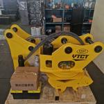 CE Certification 360Degree Tilting Excavator Attachments Hydraulic Quick Hitch