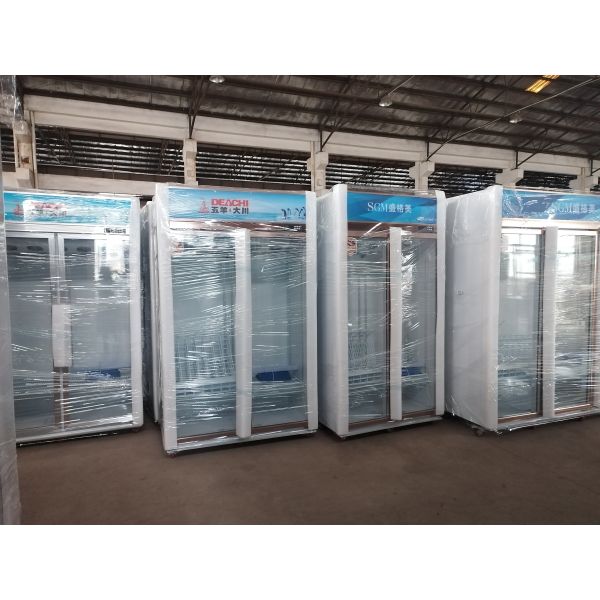 Showcase Single Door Upright Cooler Chiller 5 Layers Adjustable Wire Shelves