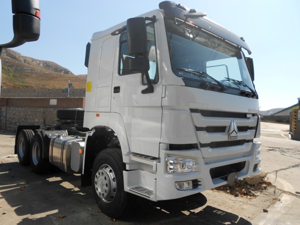 Howo 6x4 tractors tow truck head / prime mover 251 to 350hp manufacture direct sale