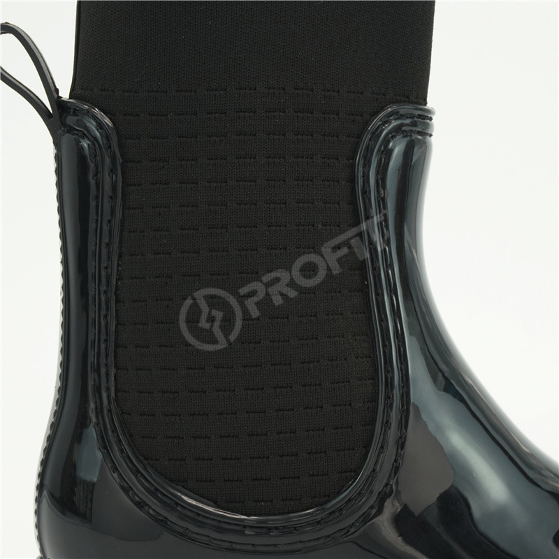 PVC Rain Footwear For Ladies , Anti Slip Black Ankle Rain Boots