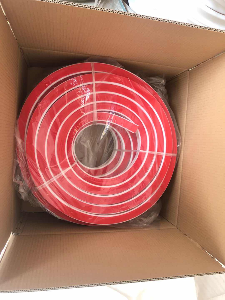 Bathroom Shower Water Barrier with Silicone EPDM PVC TPV TPE and 66" /79"/99" Length
