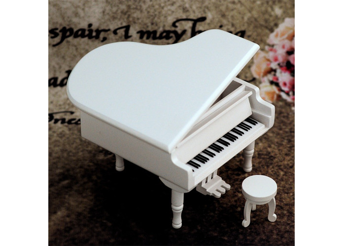 Home Decoration Wooden Crafted Gifts Piano / Wooden Music Box For Birthday Gift