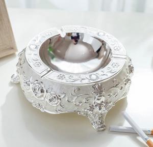 Wholesale 5.0mm OEM Plating Antique Cigar Zinc Alloy Ashtray from china suppliers