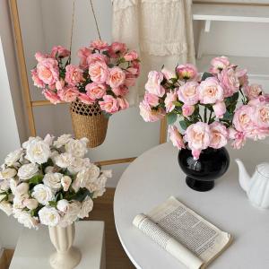Wholesale Korean style 12 head Elsa Rose Simulation Flower Rose Fake Flower Home Living Room Dining Table Decoration Photography Prop from china suppliers