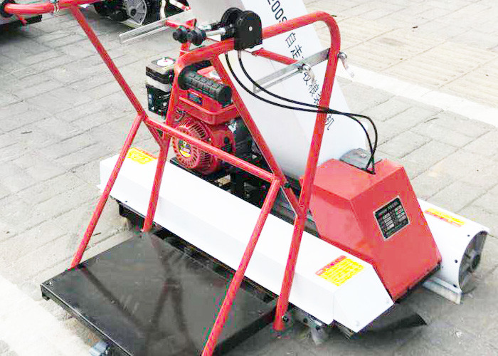 Self Propelled Adjustable Speed Rice Collecting Machine With Bagging