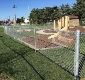 Wholesale Black PVC Coated Chain-Link Fence/Cyclone Fence 2.1mx15mx60*60mmx3.3mm from china suppliers