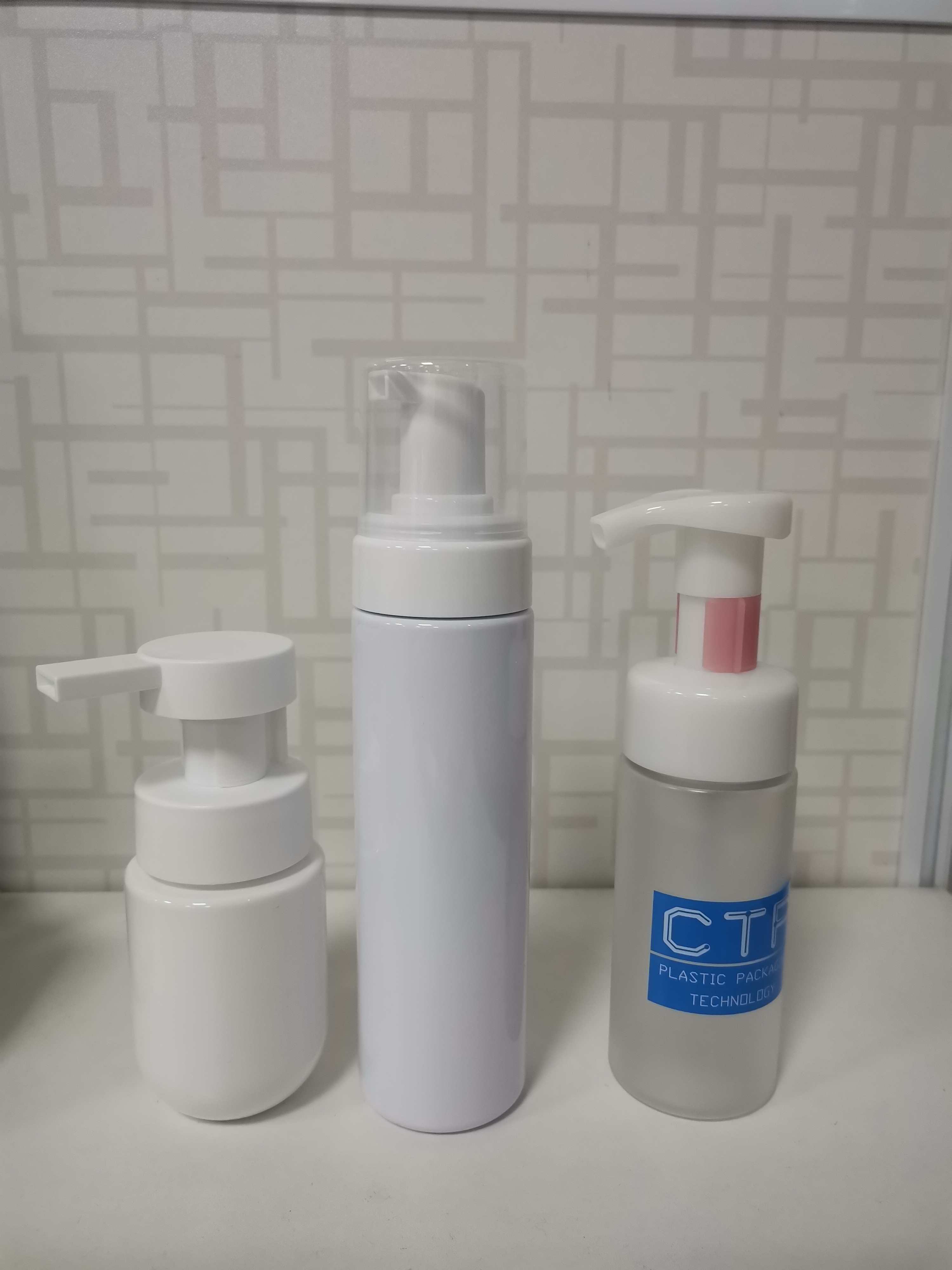 Eco Friendly 0.8-1.5CC PP Lotion Pump Dispenser Bulk Packaging With Screw On Closure