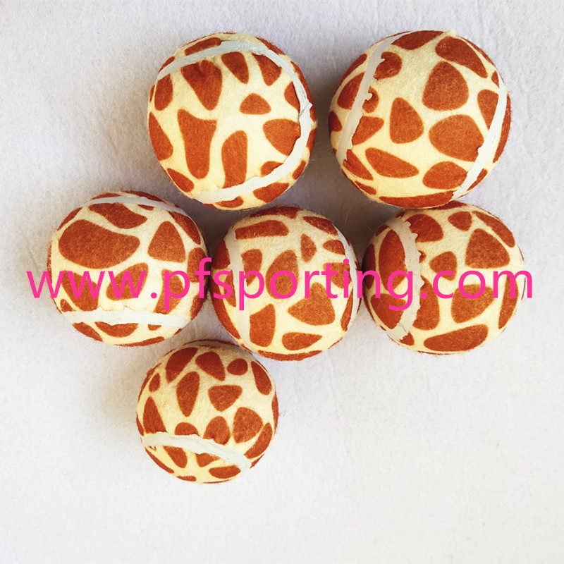 Custom logo 2.5" Diameter Eco-Friendly Rubber Pet Tennis Balls For Dogs Pet Safe Dog Toys for Exercise Training