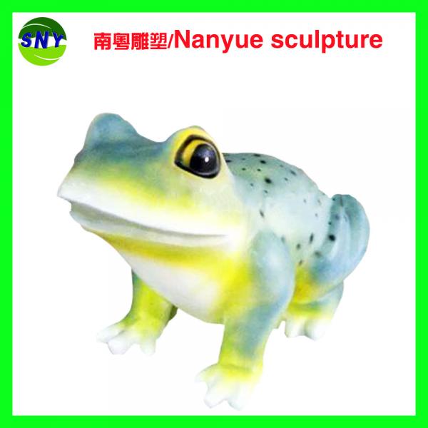 special attraction large frog sculptures statues of fiberglass nature painting as landscape