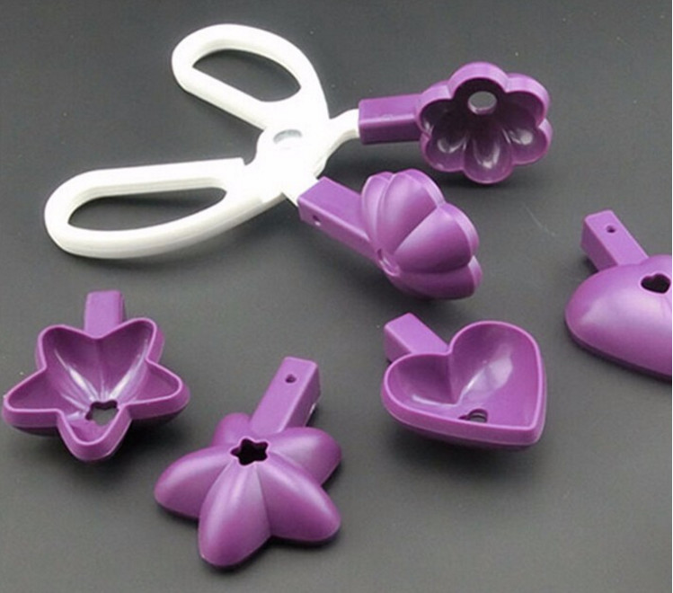 Heat Insulation Kitchen Baking Tools Plastic Heart Flower Star Scissor Mould